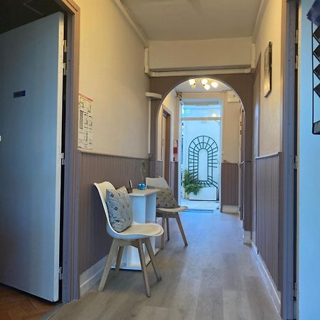 Hotel Des Ducs ヌヴェール エクステリア 写真