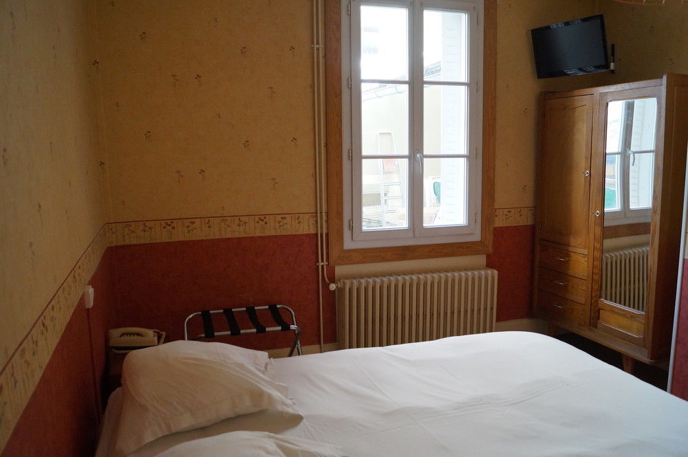 Hotel Des Ducs ヌヴェール エクステリア 写真