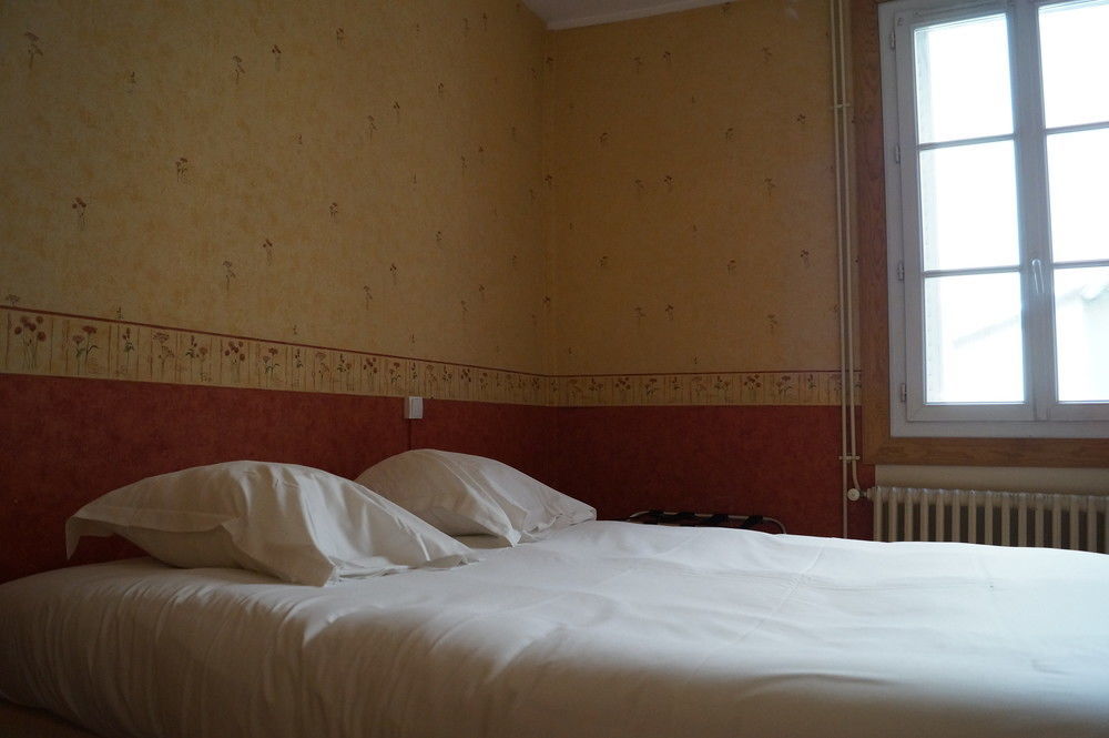 Hotel Des Ducs ヌヴェール エクステリア 写真