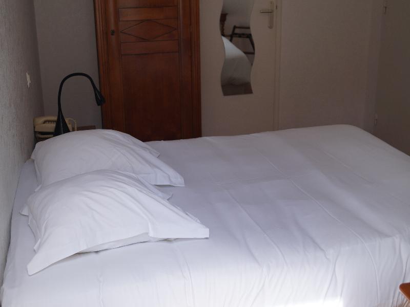 Hotel Des Ducs ヌヴェール エクステリア 写真
